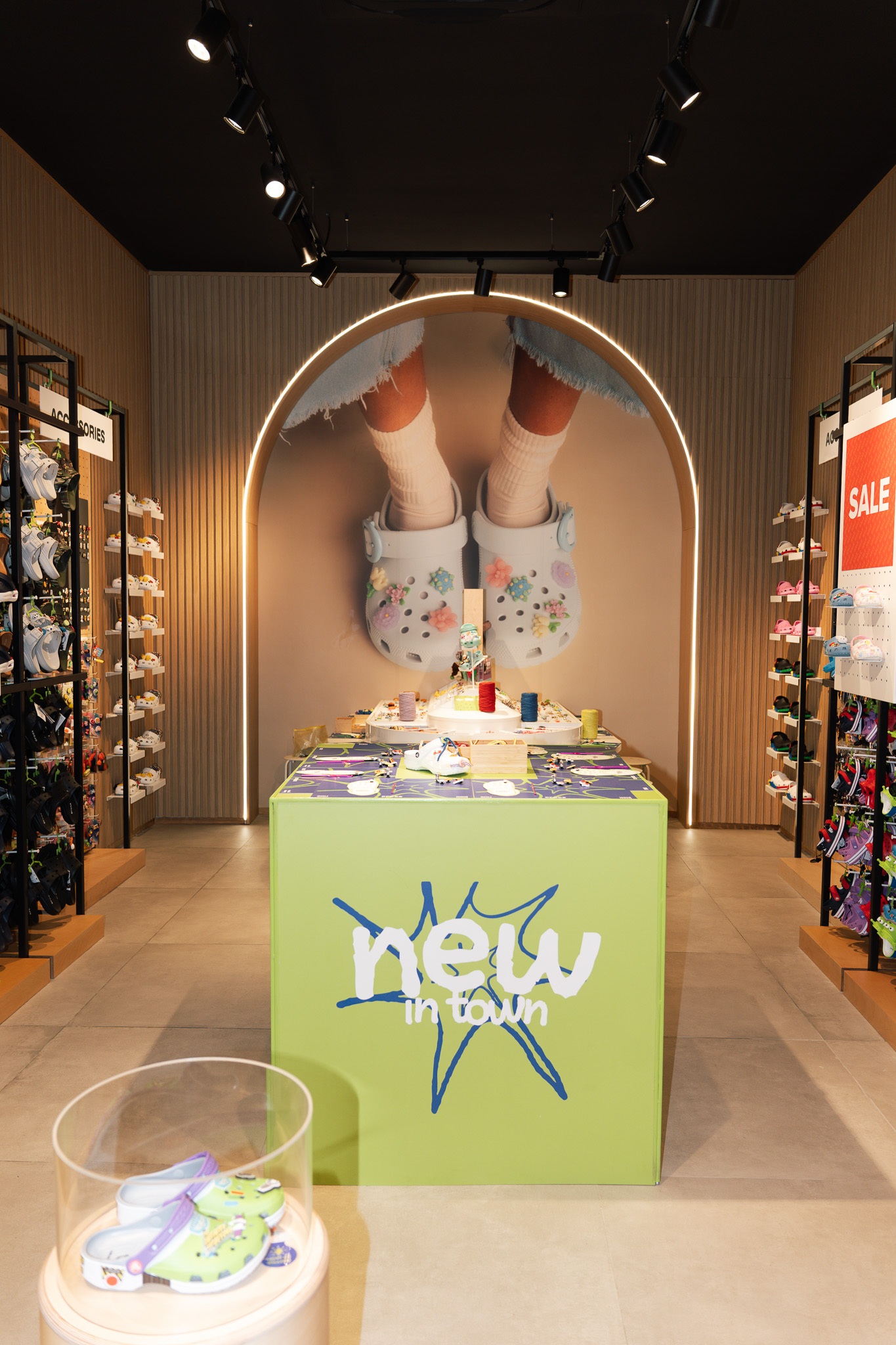 Crocs ha scelto Roma per il suo primo store in un centro storico in Italia