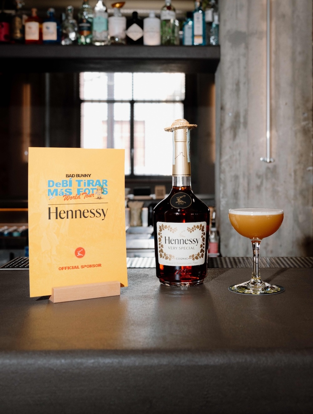 Hennessy ha trasformato il tour di Bad Bunny in un’esperienza