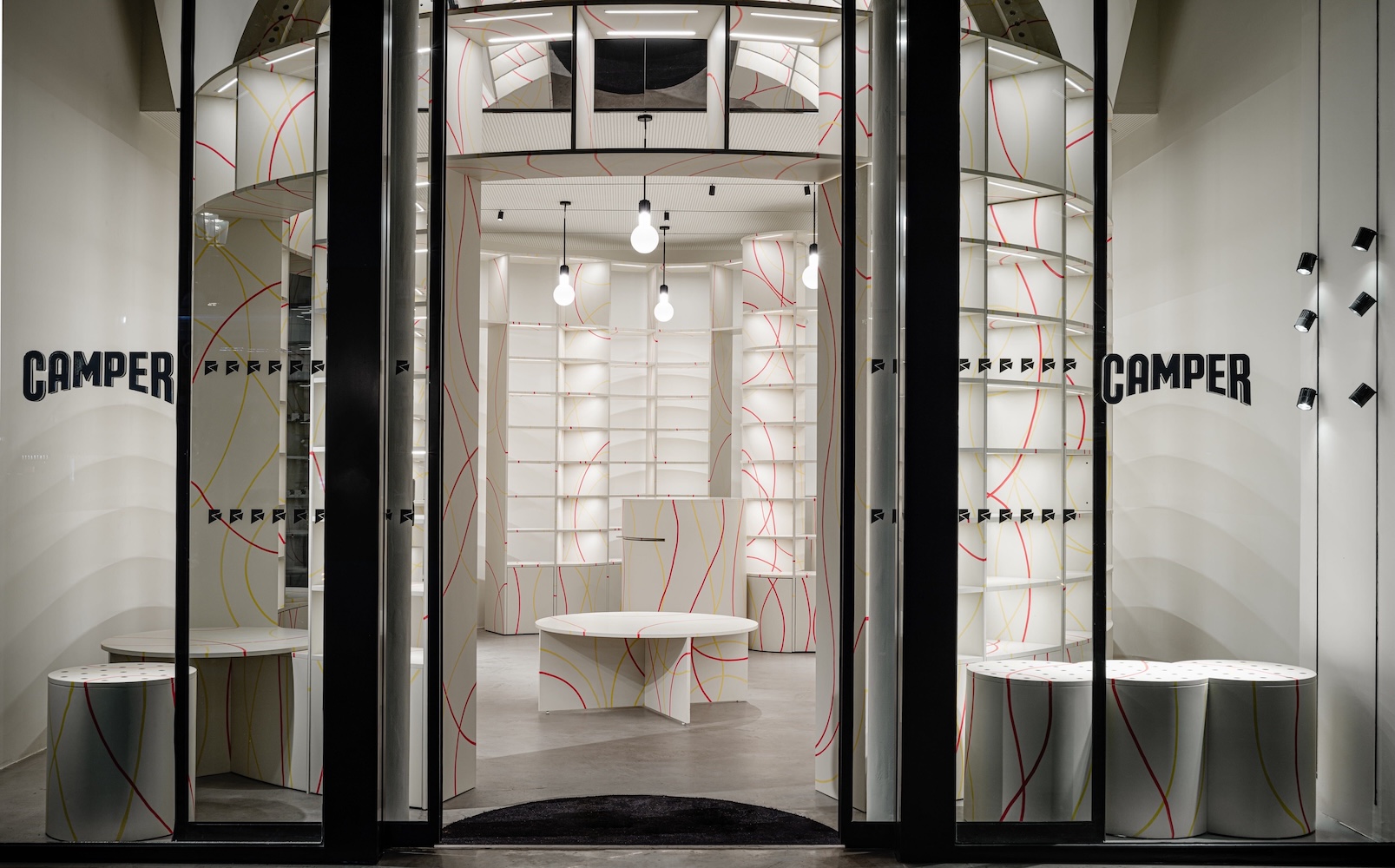 Ha inaugurato il nuovo store Camper Opéra a Parigi