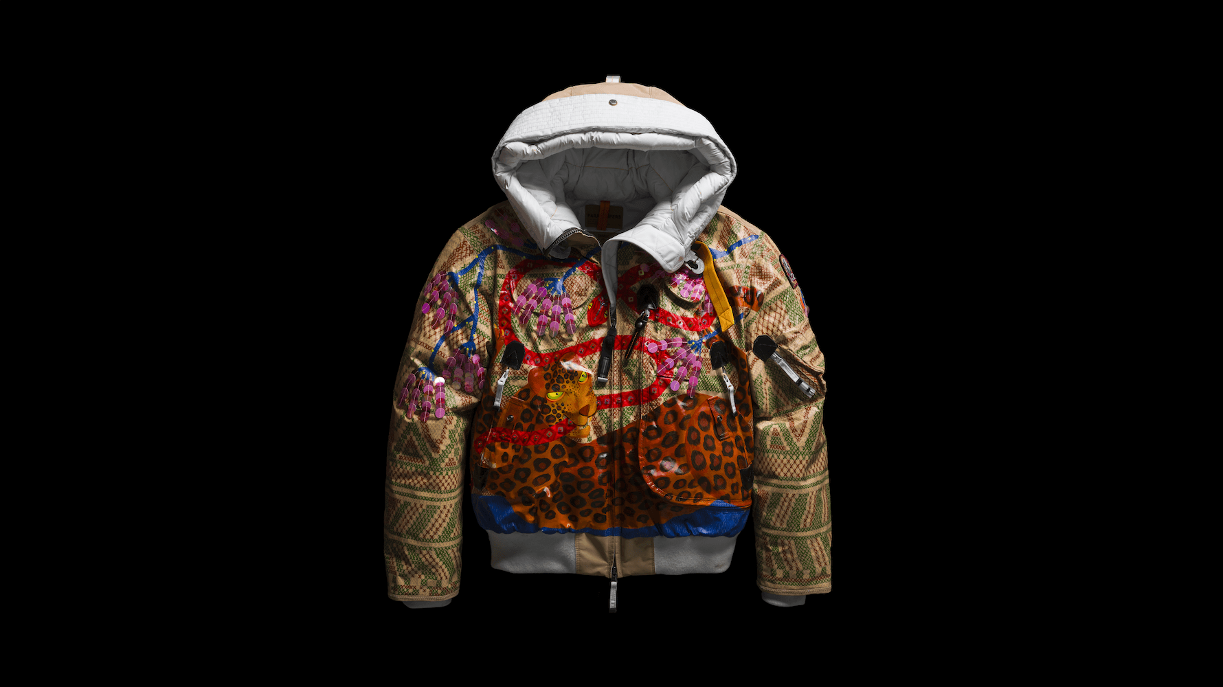 Parajumpers celebra il suo ventesimo anniversario con un progetto artistico