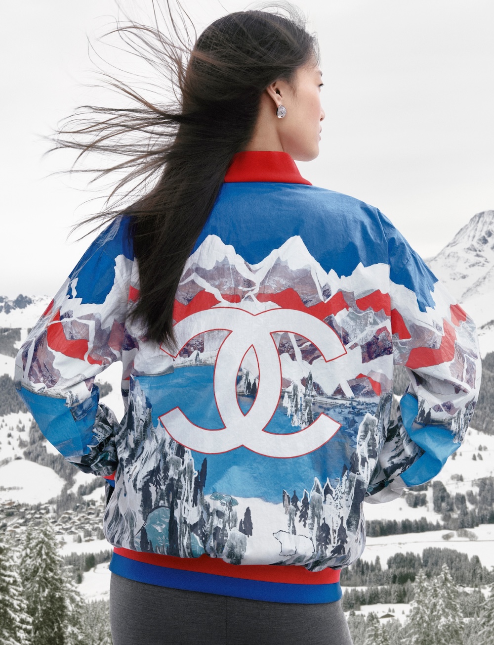 CHANEL ha presentato la nuova collezione COCO NEIGE 2026