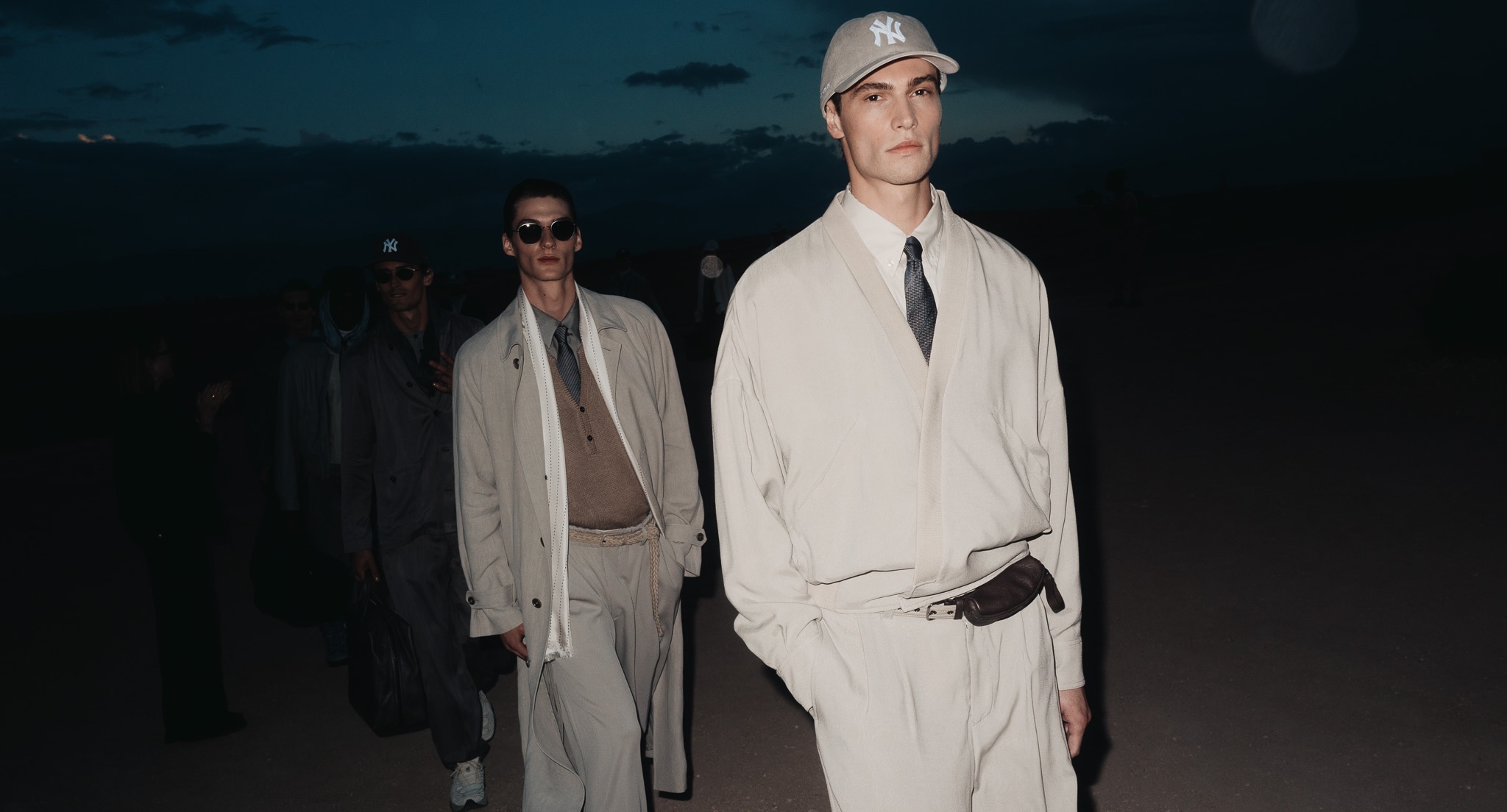 La nuova collaborazione tra Kith e Giorgio Armani sfila a Marrakech